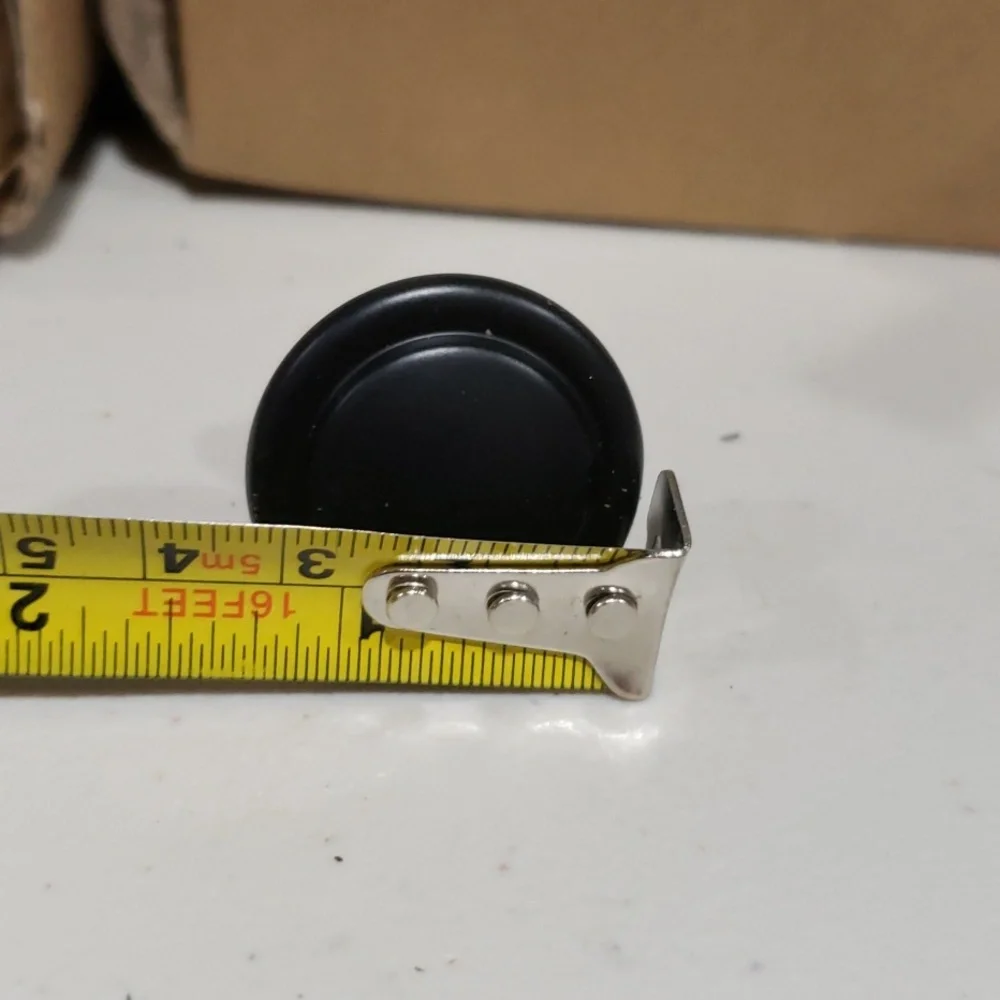 Cabinet knobs - Picture 7 of 15